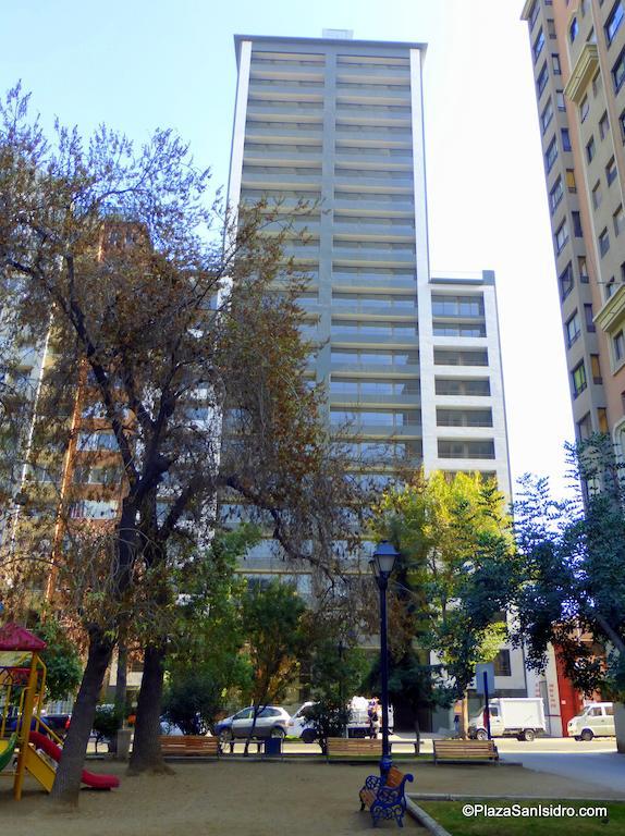 דירות סנטיאגו Plaza San Isidro מראה חיצוני תמונה